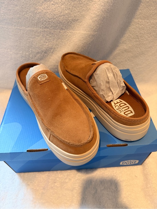 Hey Dude Shoes - Hey Dude women’s Tan Suede Slip-On Austin lift classics